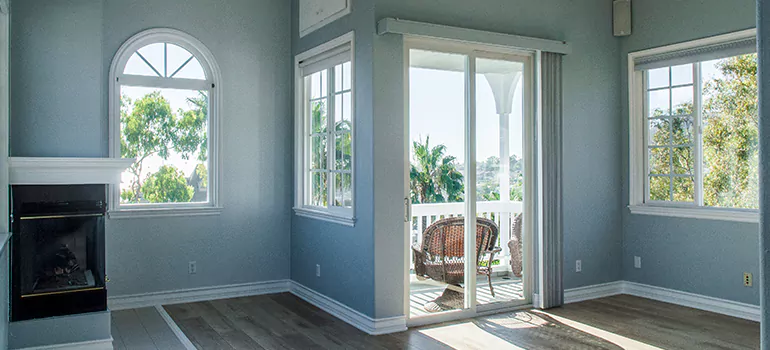 Glass Door Repair in Boynton Beach, FL