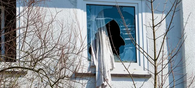 Storm Window Installation Contractors in Boynton Beach, FL